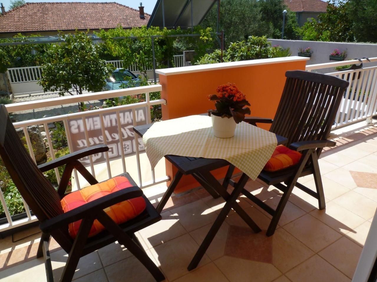 Apartments Helena โอเรบิก ภายนอก รูปภาพ